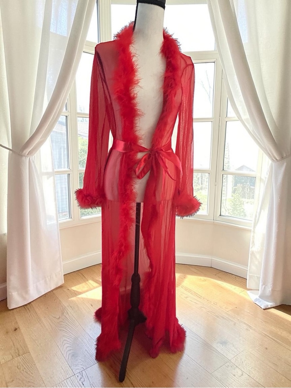 Bell Sleeve Faux Fur Trim Mesh Robe Boudoir/Maternity Photoshoot, Old Hollywood